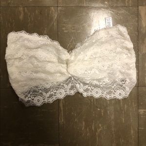 White Lace Strapless Bralette